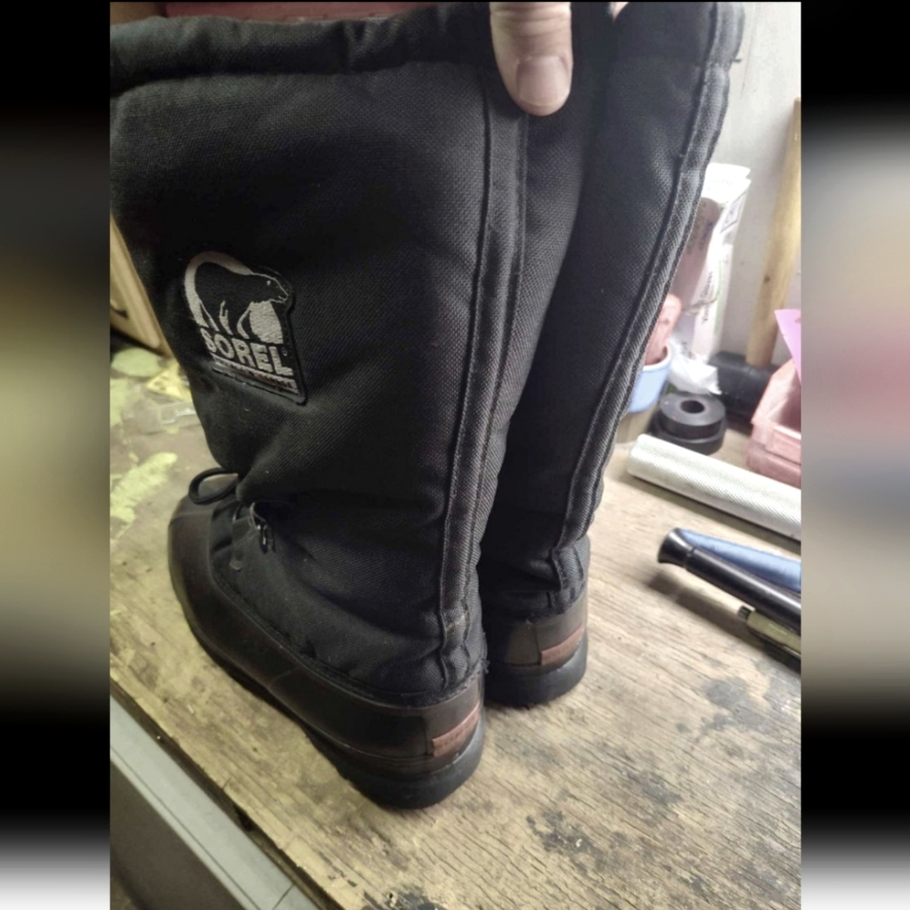 Mens sorel winter snow boots size 11